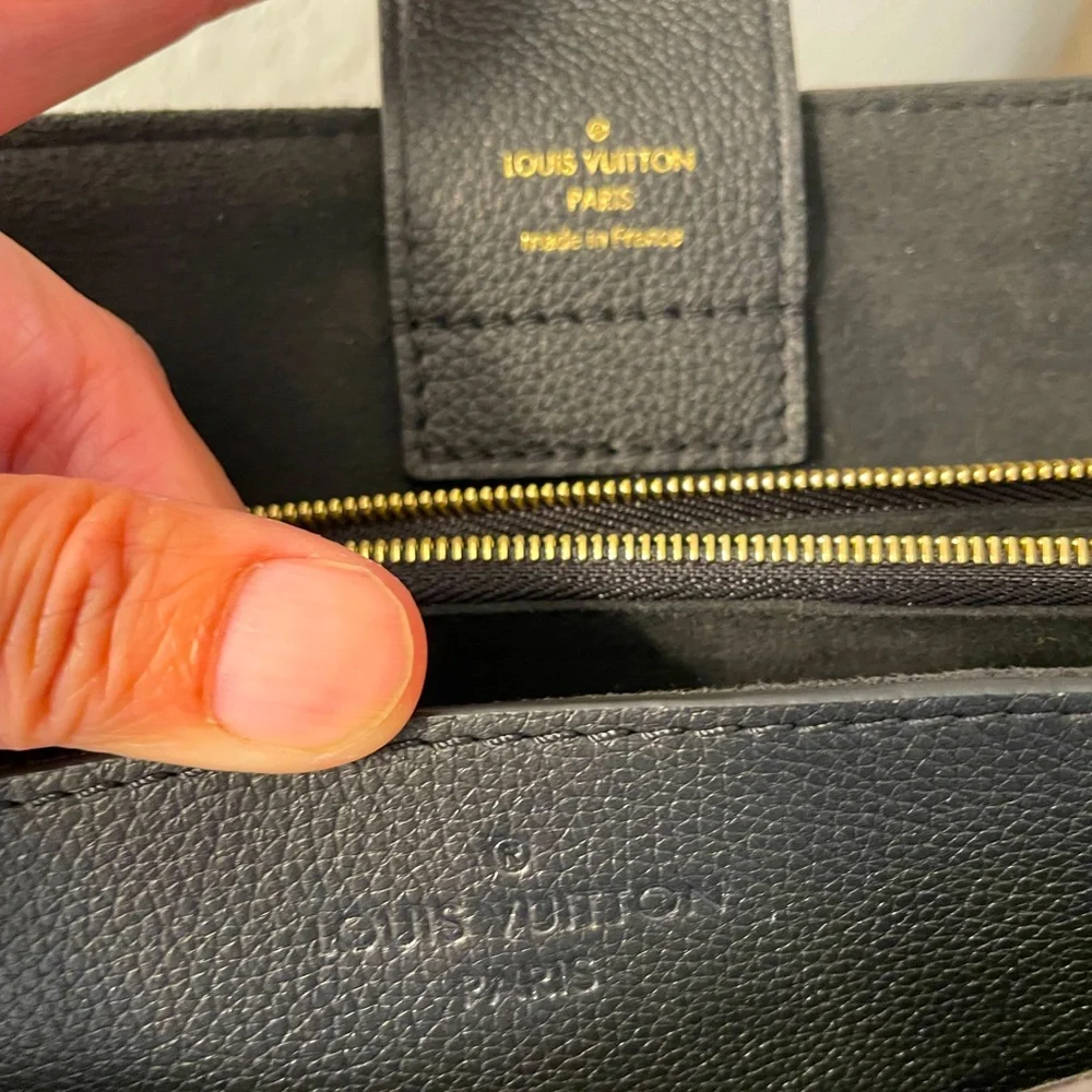 Louis Vuitton Riverside Bag (Dustbag Included) - Picture 13 of 13